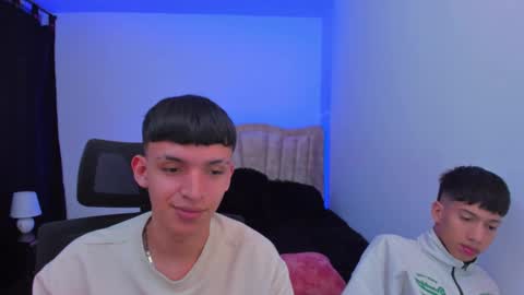 JuanSteven online show from September 18, 2025, 4:14 am