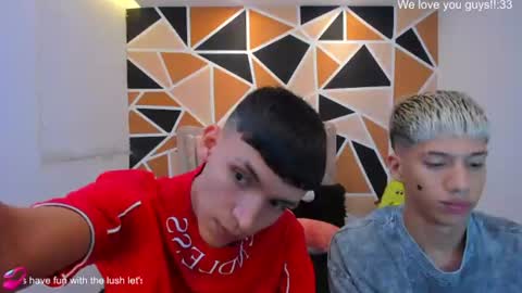 Snapshot of juan_nd_steven chatting on July 22, 2026, 2:58 am JuanSteven online show from July 22, 2026, 2:58 am