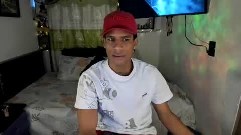 Snapshot of juanbigcock21cm chatting on June 16, 2026, 1:03 pm juan jose online show from June 16, 2026, 1:03 pm