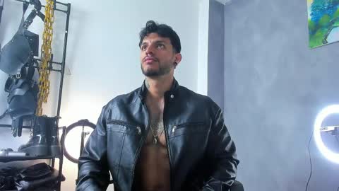 Snapshot of juanbladde chatting on May 6, 2026, 11:59 am Juan Esteban online show from May 6, 2026, 11:59 am