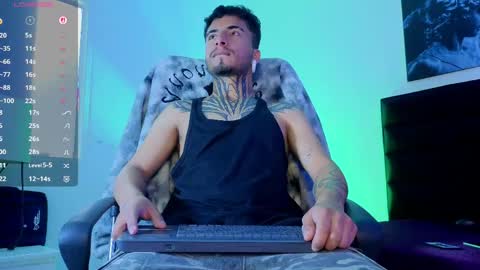 juancamilo66_ online show from May 6, 2026, 2:55 pm