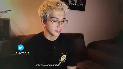 . online show from March 18, 2026, 8:01 pm