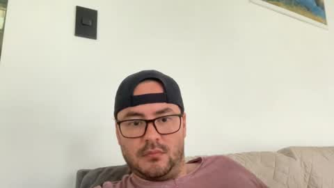 juanchom online show from October 21, 2025, 2:29 pm