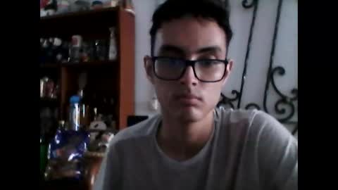 Snapshot of juanesan chatting on February 19, 2025, 3:05 pm Juanesan CaballeroSolitario online show from February 19, 2025, 3:05 pm