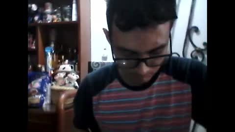 Snapshot of juanesan chatting on February 24, 2025, 12:26 pm Juanesan CaballeroSolitario online show from February 24, 2025, 12:26 pm