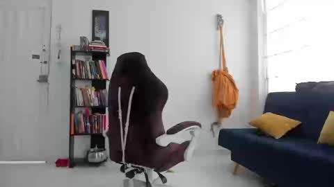 JUANISIMO  online show from September 24, 2025, 12:52 pm