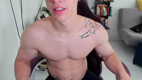 JUANISIMO  online show from April 20, 2026, 6:42 pm