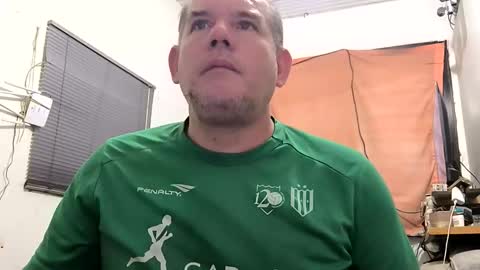 Snapshot of juanma_yahoo chatting on January 18, 2026, 2:37 am Juan Manuel online show from January 18, 2026, 2:37 am