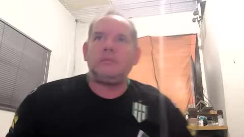 Snapshot of juanma_yahoo chatting on January 18, 2026, 11:41 pm Juan Manuel online show from January 18, 2026, 11:41 pm