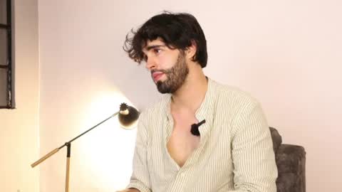 Snapshot of juanmilano chatting on July 9, 2026, 1:20 am juanmilano online show from July 9, 2026, 1:20 am