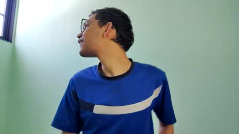 juansuarez204 online show from December 22, 2024, 3:11 pm