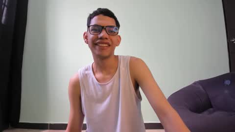 juansuarez204 online show from January 26, 2025, 5:44 pm