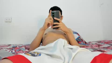 juansuarez204 online show from December 18, 2025, 10:05 pm