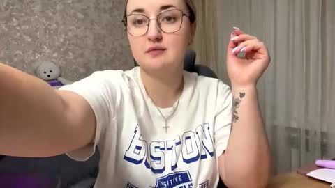 JudeValenti online show from October 9, 2025, 4:49 pm