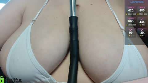 Snapshot of judymarbles_ chatting on April 24, 2026, 8:28 am Judy Marbles online show from April 24, 2026, 8:28 am