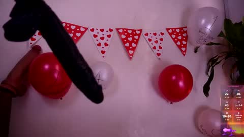 Sisi online show from February 14, 2026, 8:16 pm