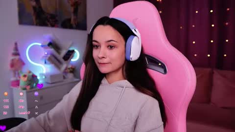 Angelina online show from September 17, 2025, 11:01 am