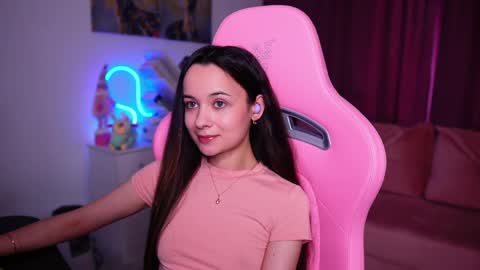 Snapshot of juicy___angel chatting on May 20, 2026, 3:29 pm Angelina online show from May 20, 2026, 3:29 pm