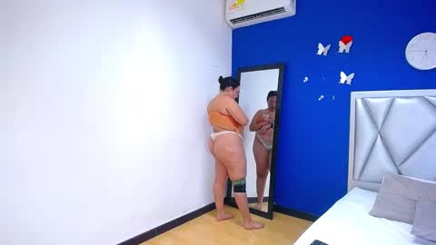 juicy_bignipples18 online show from January 30, 2025, 6:35 am