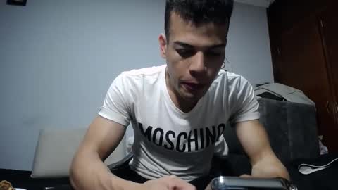 Miguel online show from September 14, 2025, 11:04 pm