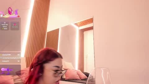 Juicy online show from March 3, 2025, 2:26 pm