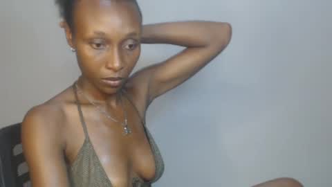 Snapshot of juicy_pinkpussy564197 chatting on April 27, 2026, 9:13 pm olivia online show from April 27, 2026, 9:13 pm