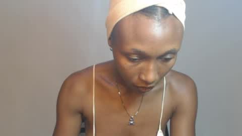 Snapshot of juicy_pinkpussy564197 chatting on June 3, 2026, 11:02 am olivia online show from June 3, 2026, 11:02 am
