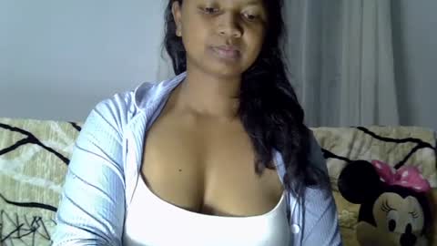 stellah online show from August 5, 2026, 2:03 am