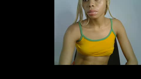 Snapshot of juicy_slut0 chatting on June 4, 2026, 7:36 am Champaign online show from June 4, 2026, 7:36 am