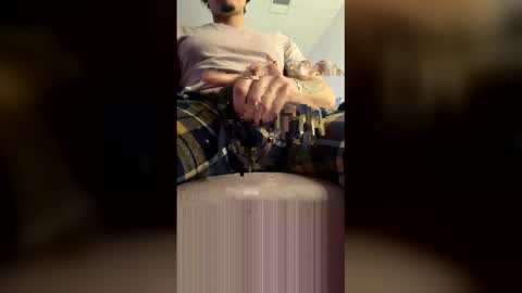 Snapshot of juicyboy97 chatting on April 1, 2026, 6:27 pm juicyboy97 online show from April 1, 2026, 6:27 pm