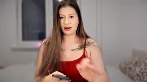 Elena online show from December 15, 2025, 3:05 pm