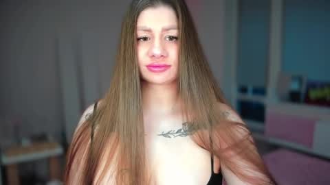 Elena online show from April 12, 2026, 5:07 pm