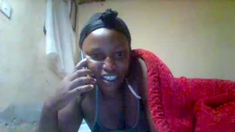 Snapshot of juicyicequeen chatting on June 17, 2026, 7:04 pm juicyicequeen online show from June 17, 2026, 7:04 pm