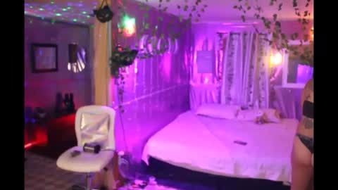 juicyjayxxx69 online show from October 2, 2025, 3:02 am