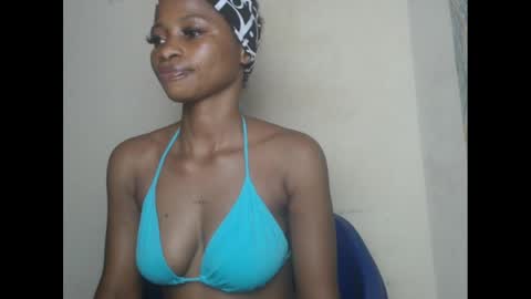 juicypiexx online show from February 14, 2025, 12:30 am