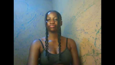 juicypiexx online show from November 12, 2025, 2:01 am