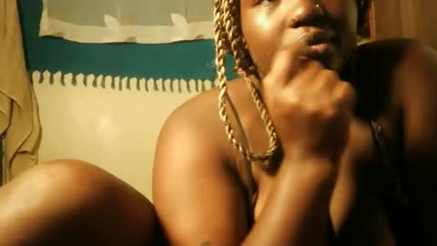 juicyslurrt online show from February 5, 2026, 10:20 am