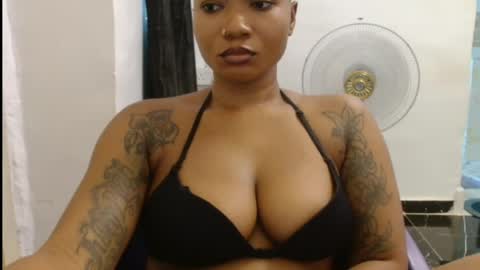 juicyxpink online show from April 21, 2026, 10:32 am