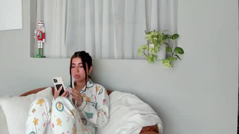 Andry but call me yulieth online show from December 18, 2025, 3:51 pm