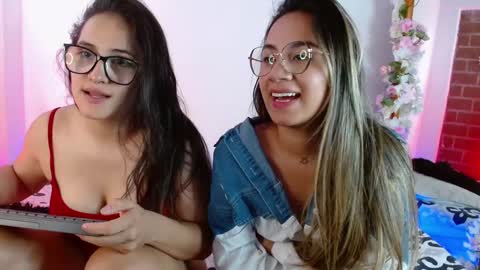 Jules and Gia online show from December 18, 2024, 5:10 pm