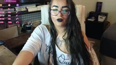 Julesss online show from October 13, 2025, 5:40 am