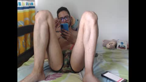 Julfigo online show from October 24, 2025, 3:08 pm