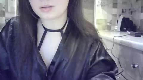 julia69009 online show from December 17, 2024, 9:05 pm