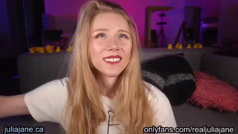 Julia Jane online show from January 10, 2026, 3:08 am