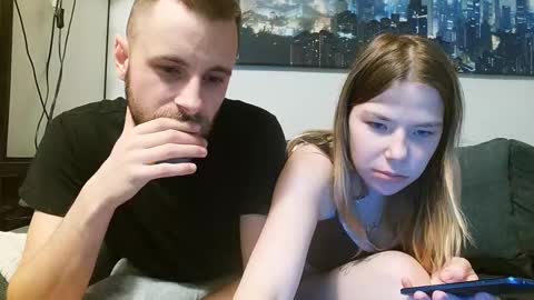 julia_official online show from February 16, 2025, 9:16 pm