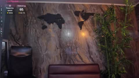 JULIAN  online show from February 19, 2026, 11:17 am