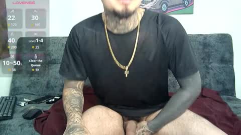 Snapshot of julian_tattoo chatting on October 26, 2025, 3:23 am Julian independent model online show from October 26, 2025, 3:23 am