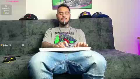 Julian independent model online show from July 9, 2026, 10:36 pm