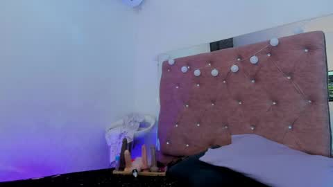 Snapshot of julianacarter chatting on May 23, 2026, 8:13 pm JulianaCarter online show from May 23, 2026, 8:13 pm