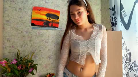 Viola online show from April 6, 2026, 4:46 am